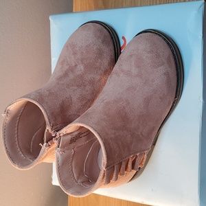 Toddler girl shoes, size 7, color pink